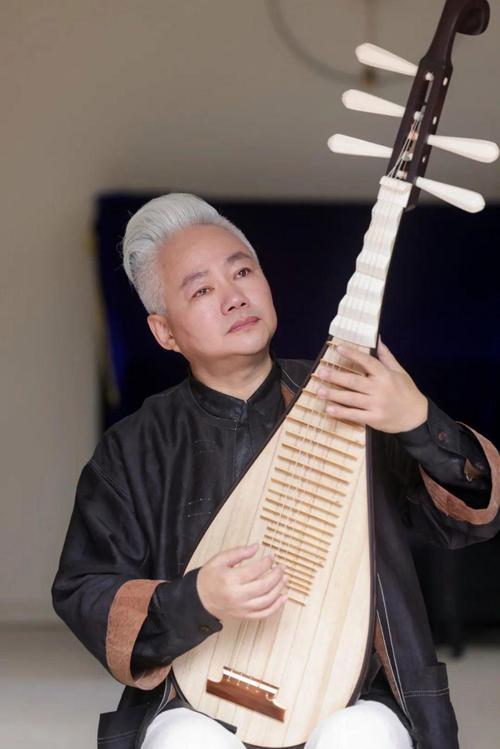 国乐大师方锦龙献奏《剑网3》衍天宗主题曲奏响新篇章