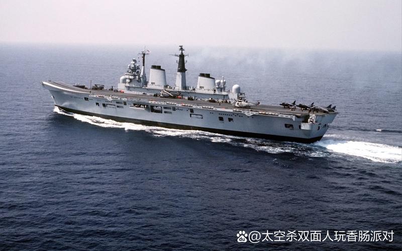 无敌舰队精神C位《战舰世界》航母“不挠号”荣耀出征
